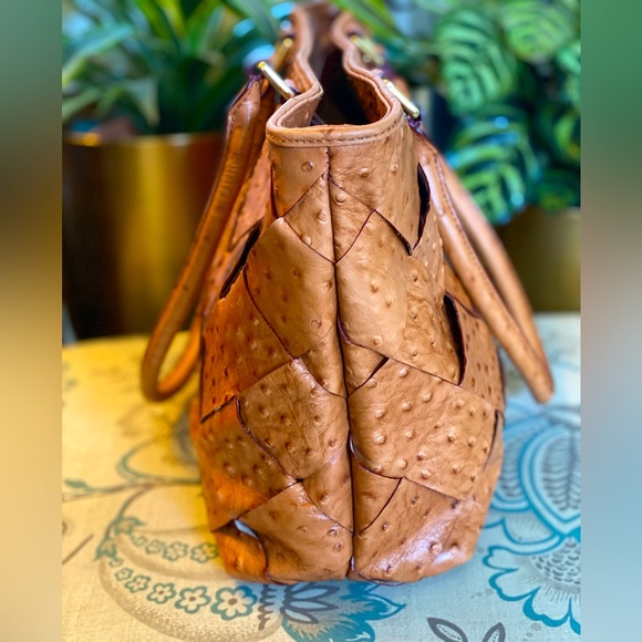 ANTONIO MELANI Handbags - ANTONIO MELANI👜 Large Ostrich Print Leather Tote Handbag🛍️💕BEAUTIFUL (NWOT)